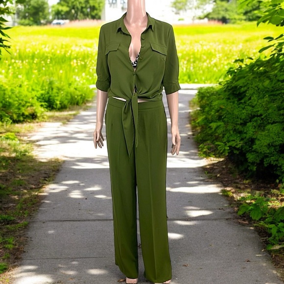 La Diosa Olive Green Tie Front Cropped Top 2-Piece Pant Set - Picture 6 of 16